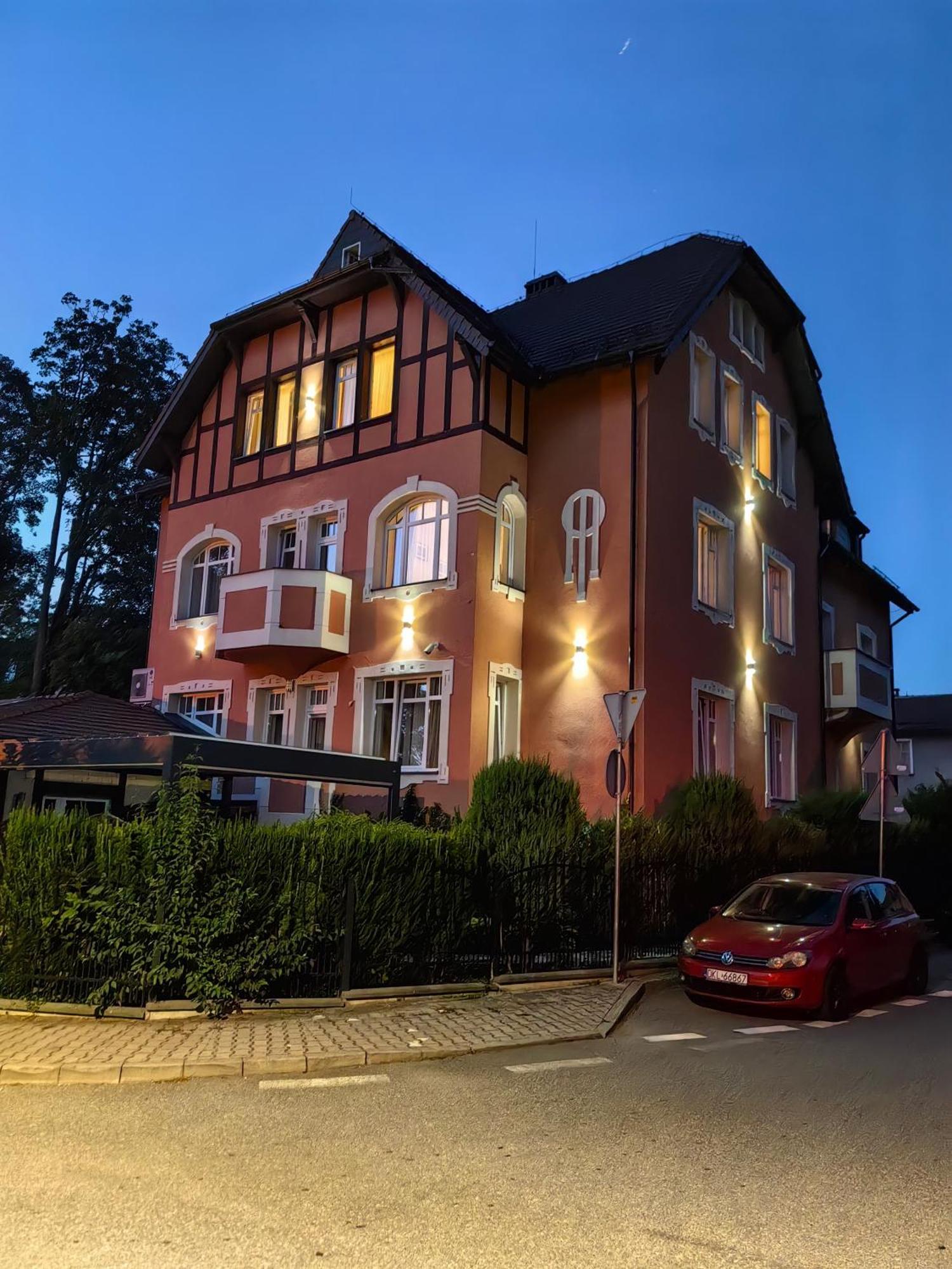 Willa San Remo Kudowa Zdroj Exterior photo